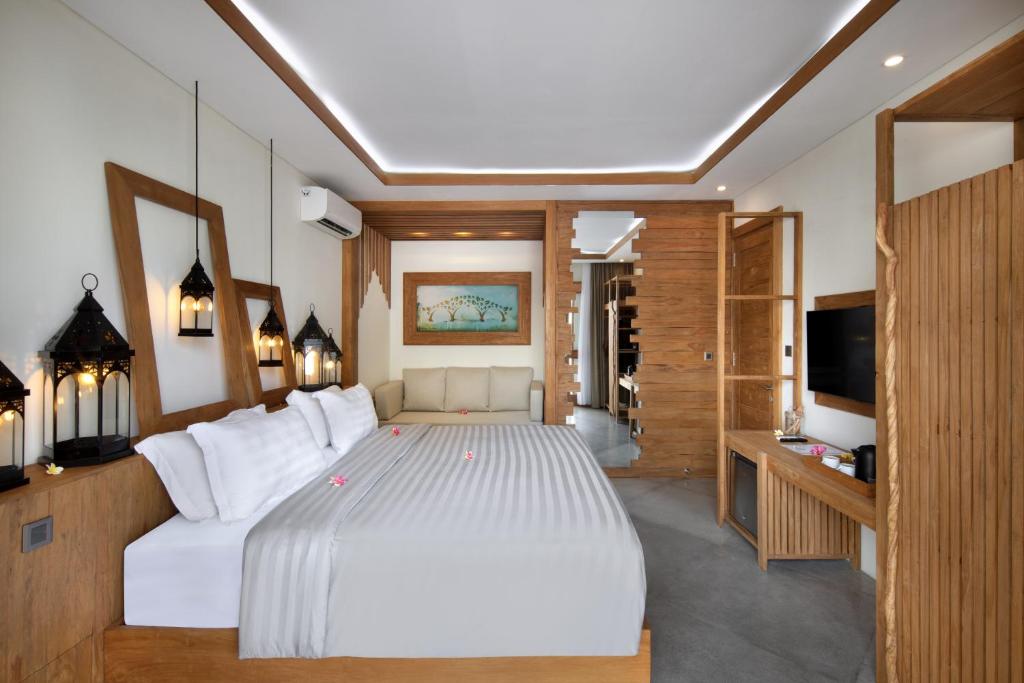 SUPERIOR SUITE | LARGE DOUBLE BED